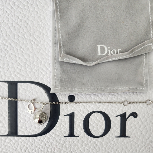 ‼️SOLD‼️ Auth Dior Apple 🍎 Silver Bracelet - Picture 2 of 7